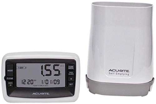 AcuRite Pluviômetro digital sem fio com coletor autoesvaziável com história de chuva, alertas e data e hora atuais (00899), multicolorido