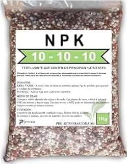 Fertilizante NPK 10-10-10 em saco plástico, 500 gramas, grânulos marrom e branco, rótulo verde e branco.